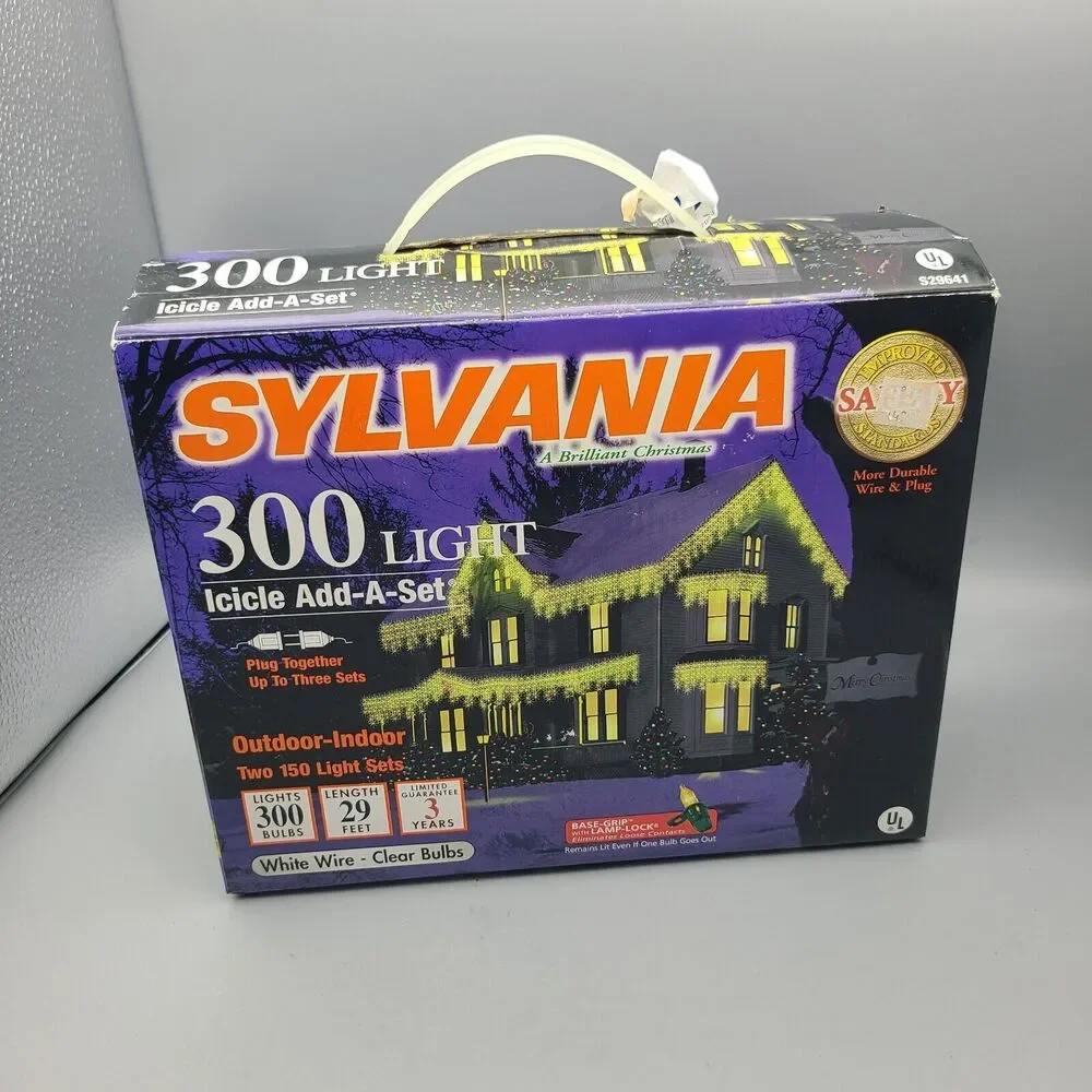 Sylvania Cascading 300 light set 29 Feet length Clear ICICLE S29641 NEW